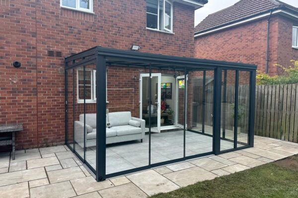 bespoke-glass-room-1