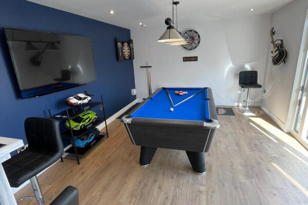 garden-bar-scotland-pooltable